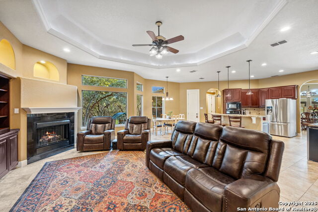 Image 6 of 37 For 3015 River Way