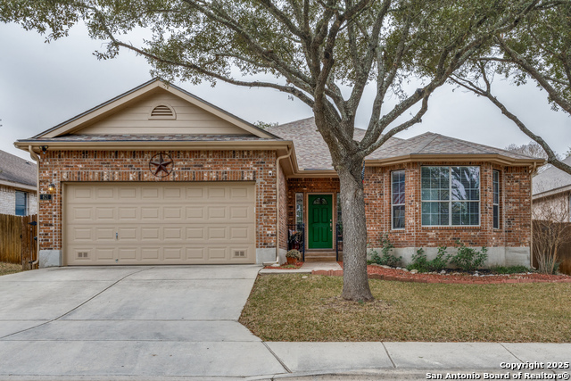 Details for 821 Walzem Mission, New Braunfels, TX 78132