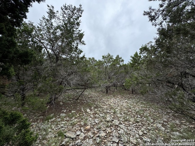 Listing photo id 1 for 1774 Brook Valley