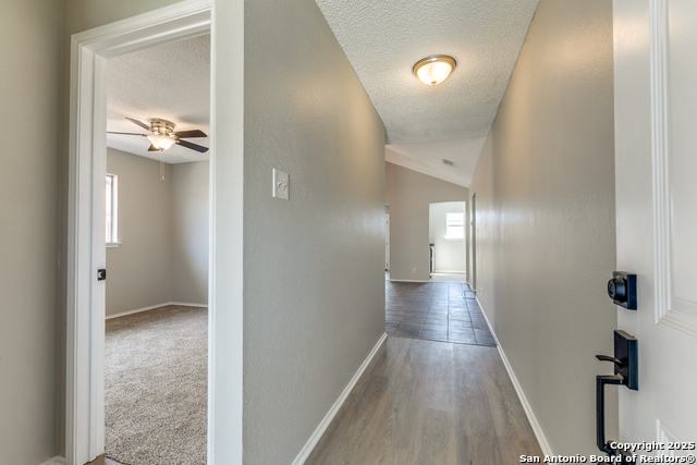 Listing photo id 2 for 11426 Black Fox Dr