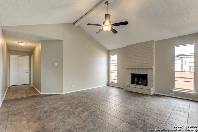 Listing photo id 4 for 11426 Black Fox Dr