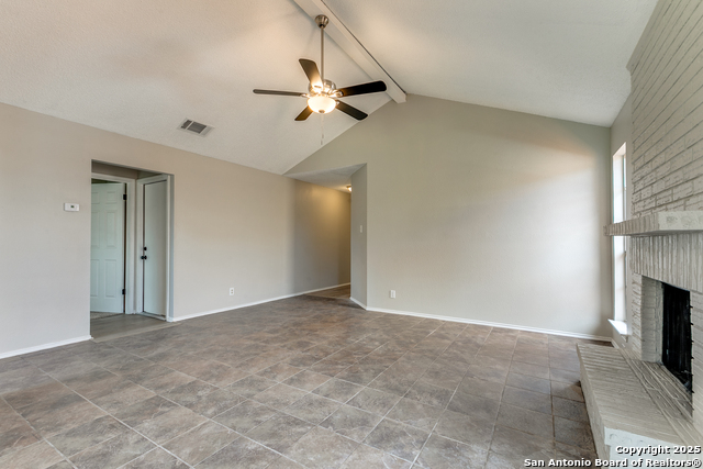Listing photo id 5 for 11426 Black Fox Dr