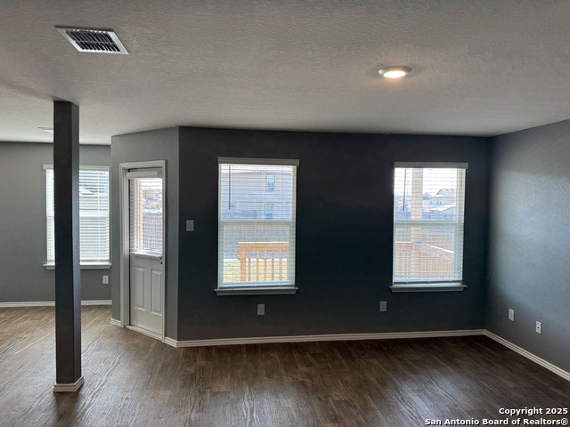 Image 4 of 22 For 5961 Kendall Prairie