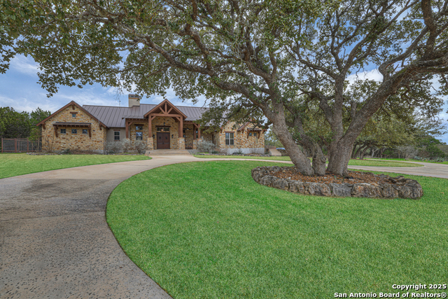 Details for 651 River Chase, New Braunfels, TX 78132