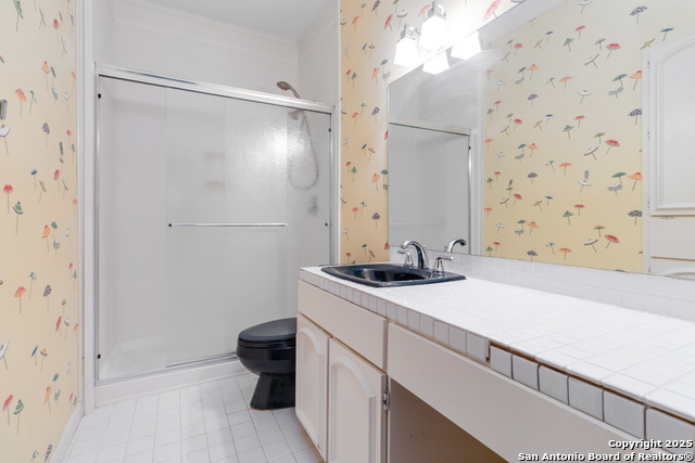 Image 32 of 39 For 7731 Broadway  32f