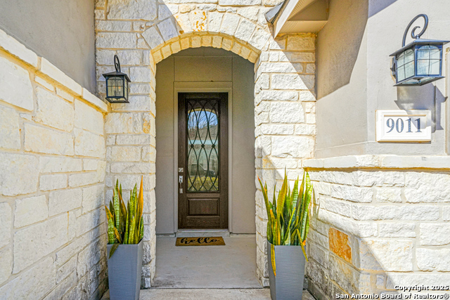 Listing photo id 2 for 9011 Whimsey