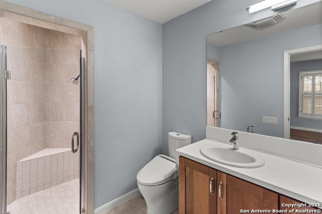 Image 17 of 29 For 213 Newbury Ter