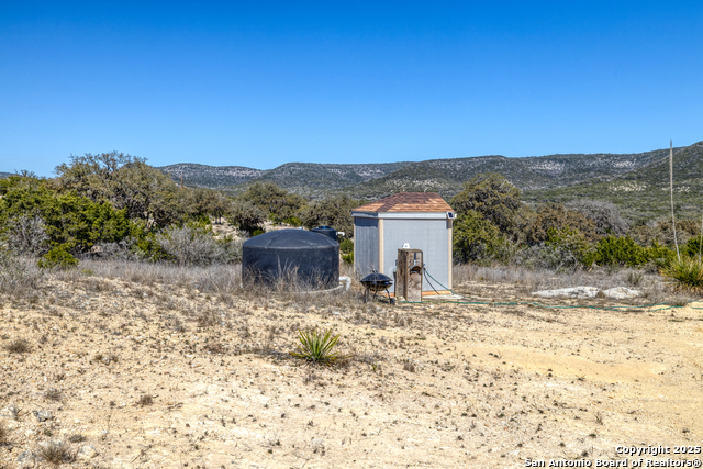 Listing photo id 22 for 3049 Little Creek Rd N