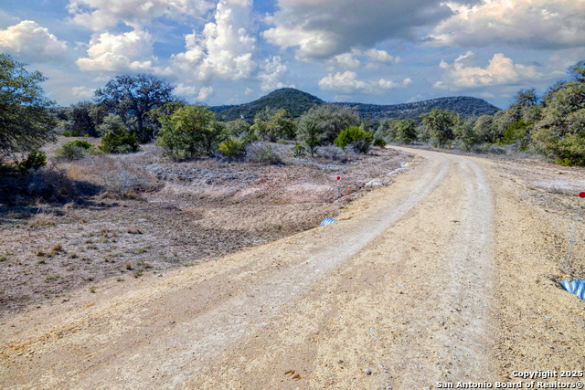Listing photo id 28 for 3049 Little Creek Rd N