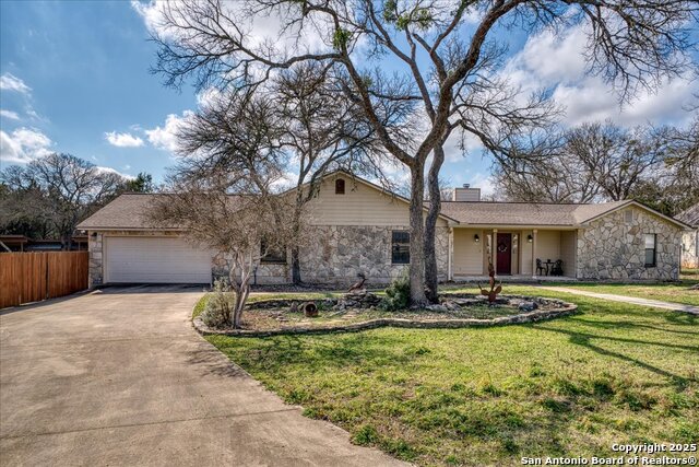 Listing photo id 0 for 20 Saddle Rock