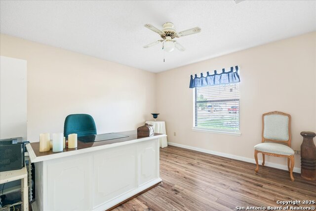 Listing photo id 20 for 20 Saddle Rock
