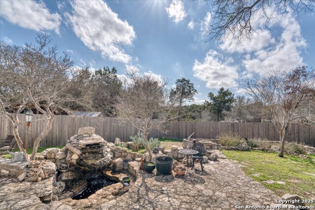 Listing photo id 28 for 20 Saddle Rock