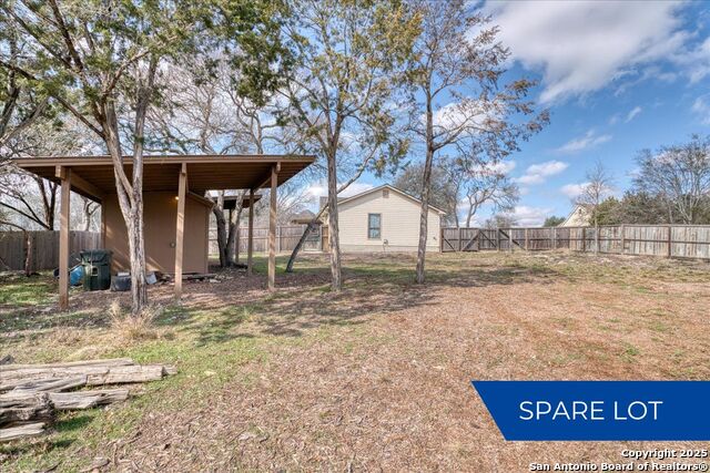 Listing photo id 35 for 20 Saddle Rock
