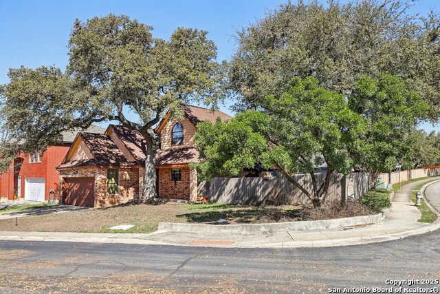 Image 5 of 35 For 2451 Thrasher Oak