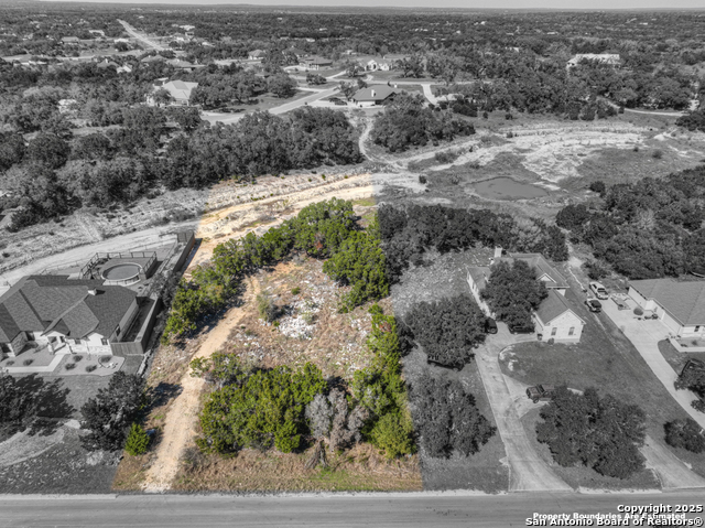 Image 14 of 22 For 233 Paradise Hills