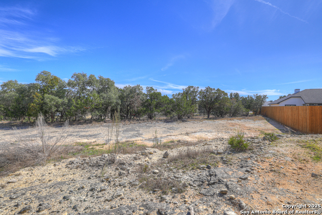 Image 19 of 22 For 233 Paradise Hills