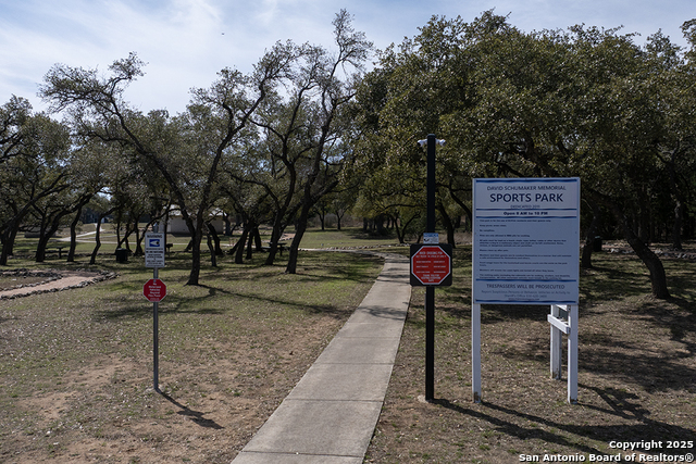 Image 46 of 61 For 2390 Frontier