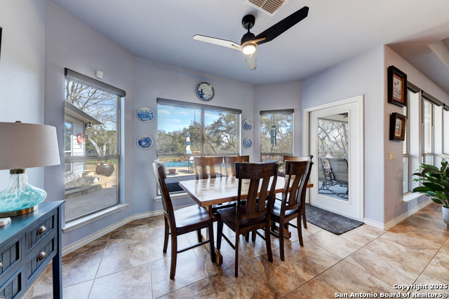 Image 7 of 61 For 2390 Frontier