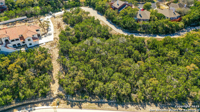 Image 8 of 21 For 526 Winding Ravine
