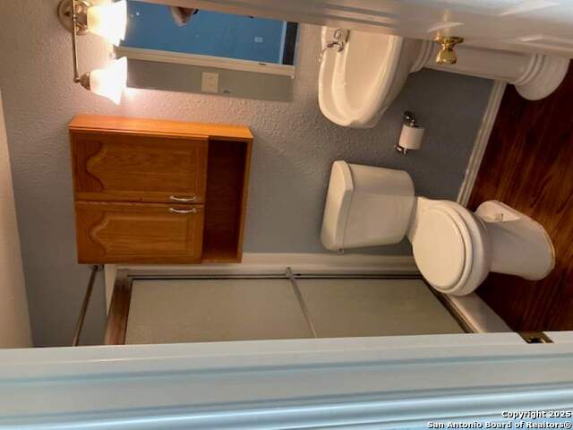 Listing photo id 6 for 1205 Plum