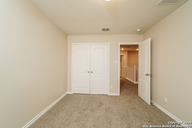 Image 13 of 17 For 2092 Oxbow Circle