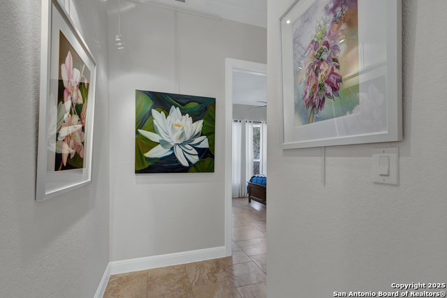 Listing photo id 22 for 2106 Granada Hills