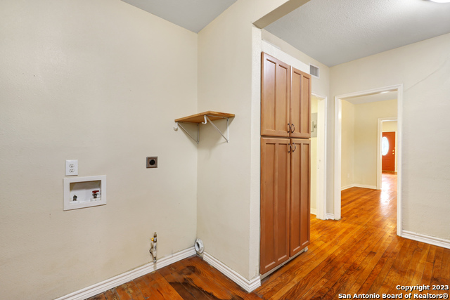 Image 12 of 35 For 255 Natalen Ave  101