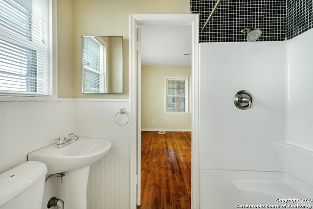 Image 20 of 35 For 255 Natalen Ave  101