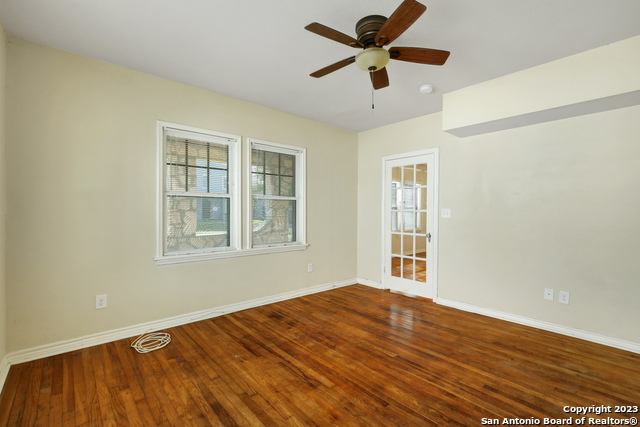 Image 22 of 35 For 255 Natalen Ave  101
