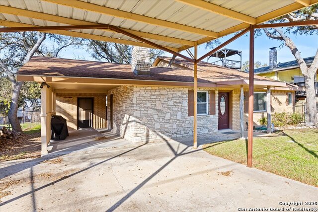Listing photo id 0 for 1075 Driftwind