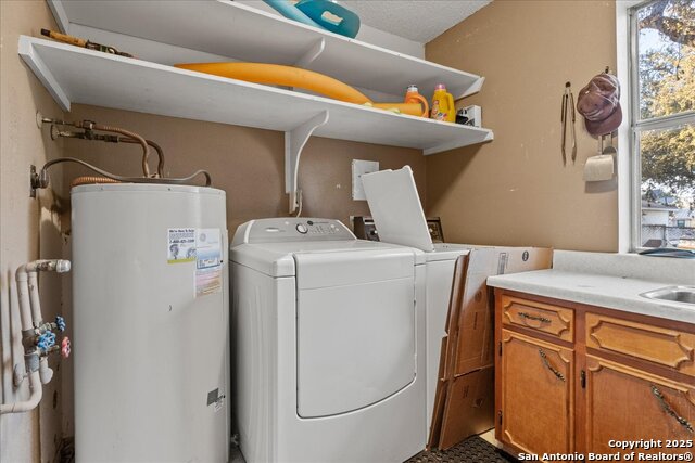 Listing photo id 23 for 1075 Driftwind