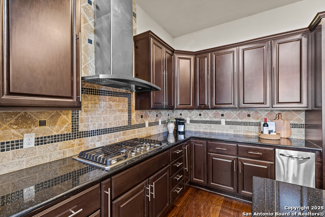 Image 17 of 60 For 18014 Granite Hill Dr