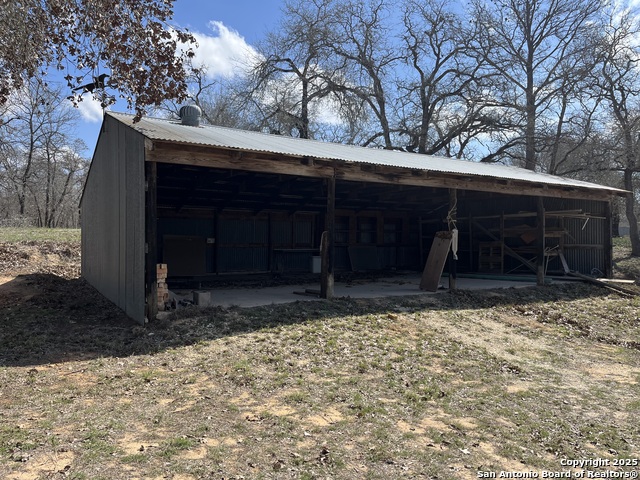 Image 4 of 63 For 142 Lost Springs