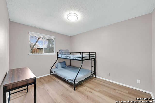 Image 11 of 17 For 6706 Red Blf