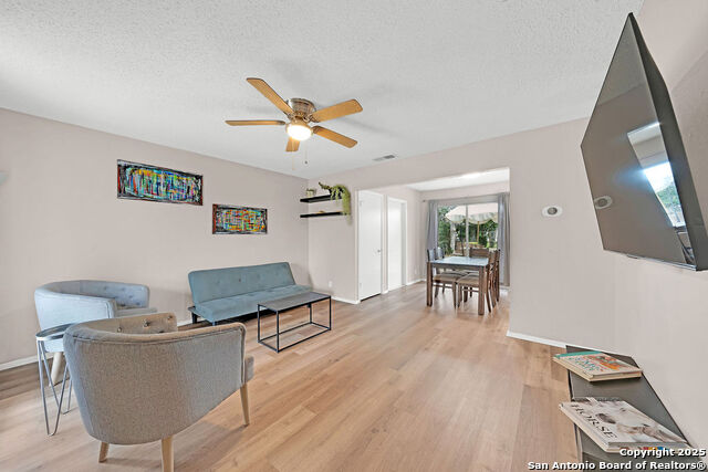 Image 3 of 17 For 6706 Red Blf