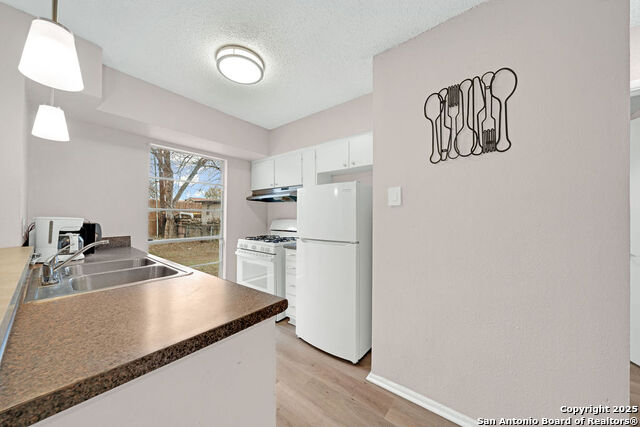 Image 8 of 17 For 6706 Red Blf