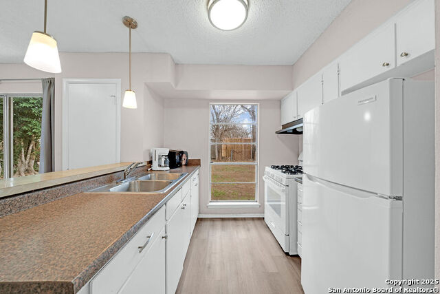 Image 9 of 17 For 6706 Red Blf