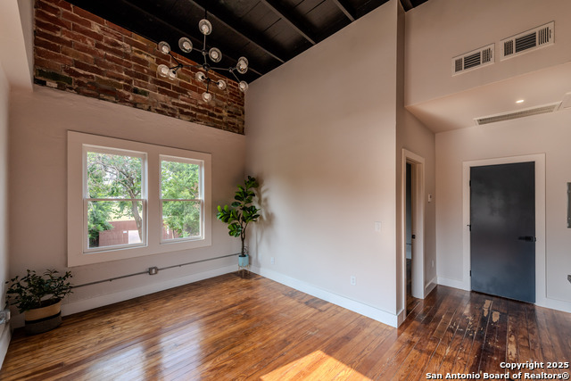 Details for 1714 St Mary's S 6, San Antonio, TX 78210