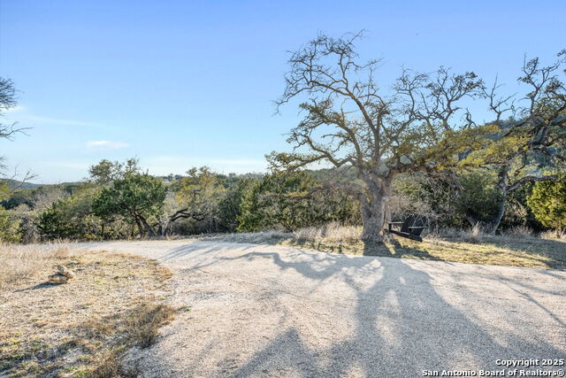 Listing photo id 39 for 105 Valley View Trail