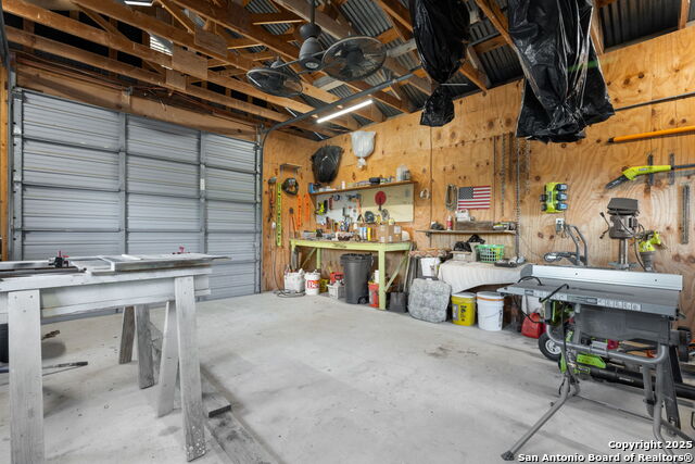 Listing photo id 41 for 105 Valley View Trail