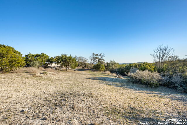Listing photo id 42 for 105 Valley View Trail