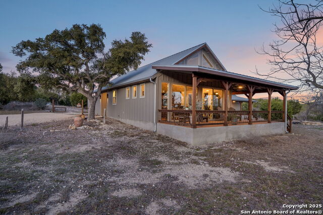 Listing photo id 44 for 105 Valley View Trail