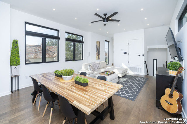Listing photo id 3 for 306 Mesquite St S