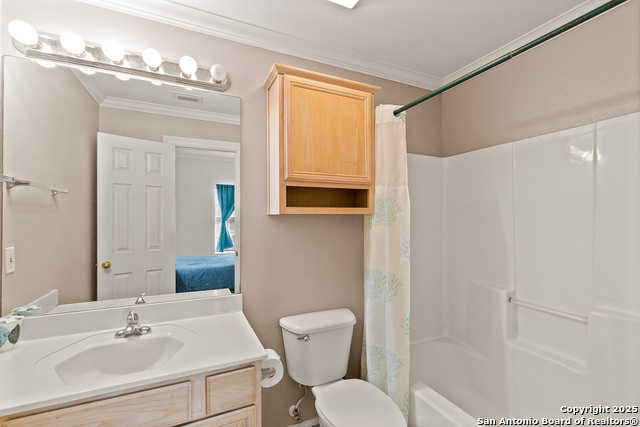 Image 11 of 20 For 129 Lantana St E 3