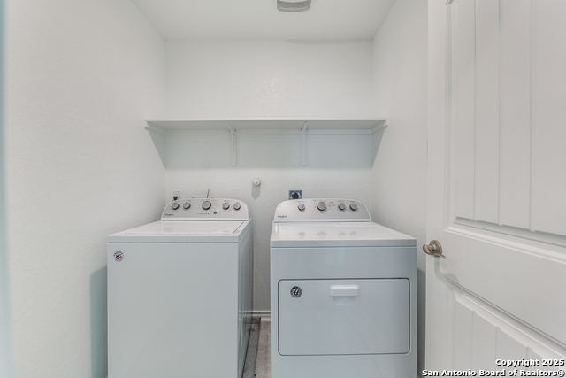 Image 24 of 25 For 11323 October Stead