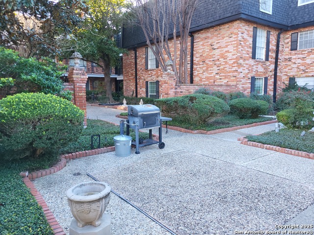 Image 29 of 36 For 8401 New Braunfels Ave N 350
