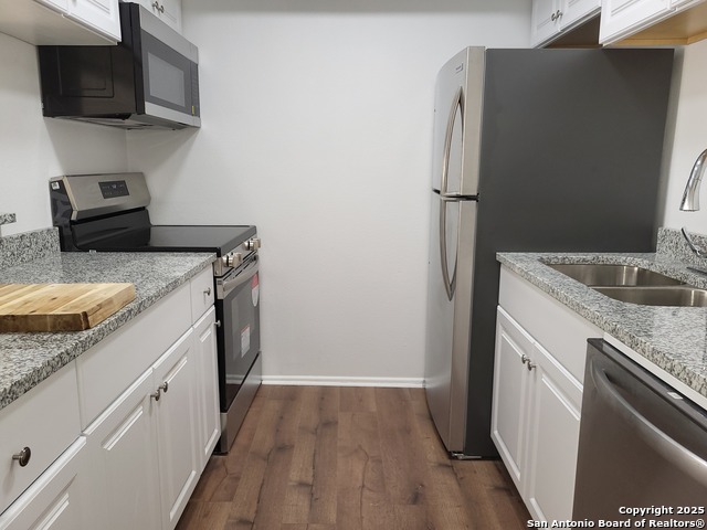 Image 3 of 36 For 8401 New Braunfels Ave N 350