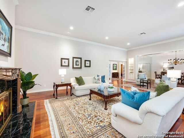 Image 12 of 49 For 10 Parman Place