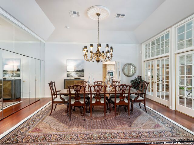 Image 13 of 49 For 10 Parman Place
