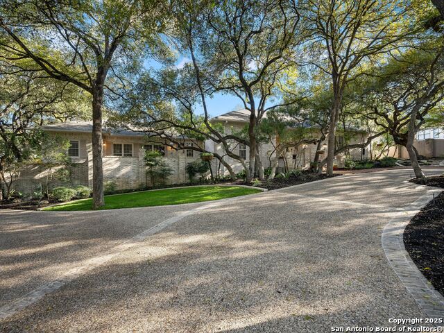 Image 7 of 49 For 10 Parman Place